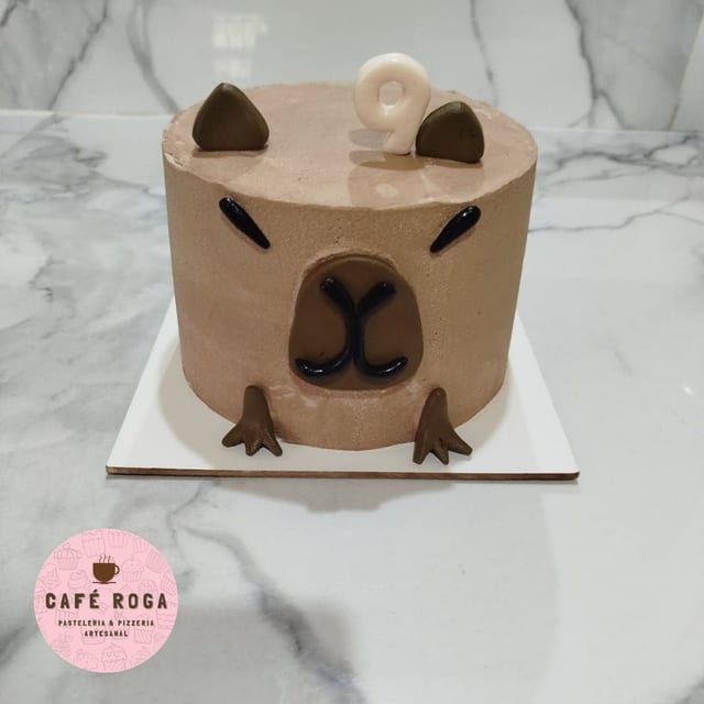 Torta temática de capibara